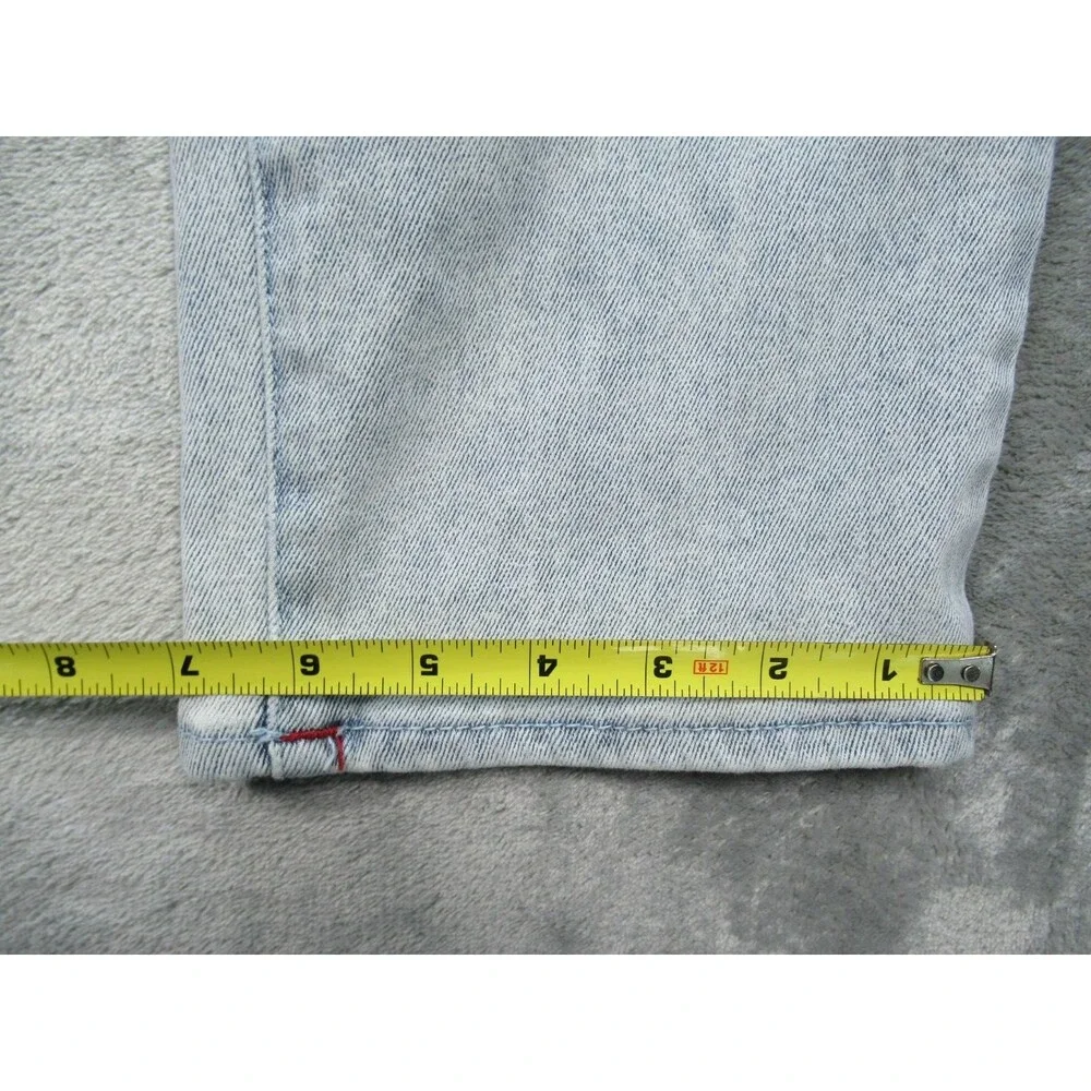 True Religion Geno Jeans Men's 34 (Fits 32x30) Relaxed Slim Fit Light Wash Blue